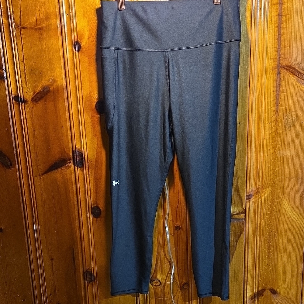 Under Armour Black High-Rise 7/8 Performance Leggings
